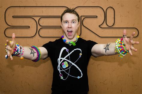 DJ S3RL .